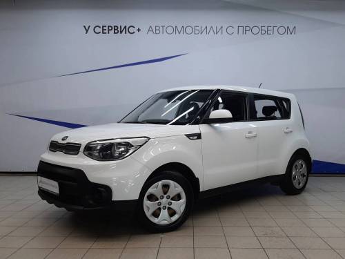 Белый Kia Soul II Рестайлинг