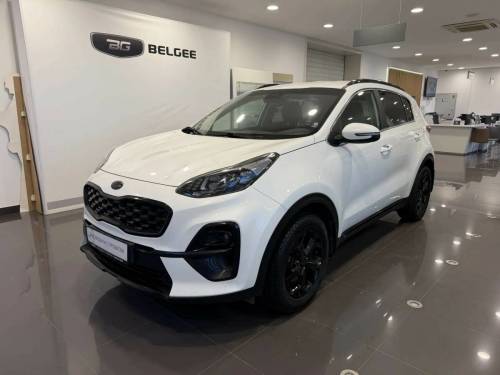 Белый Kia Sportage IV Рестайлинг