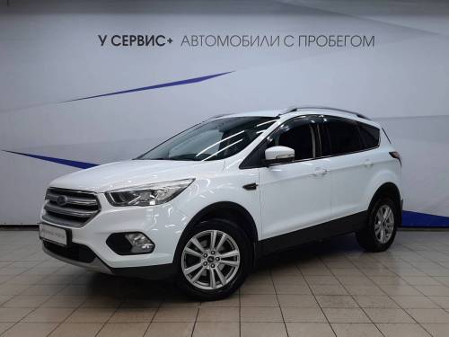 Белый Ford Kuga II Рестайлинг