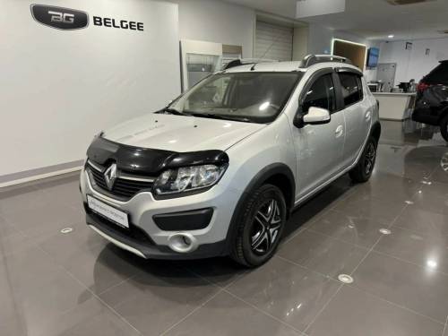 Серый Renault Sandero II
