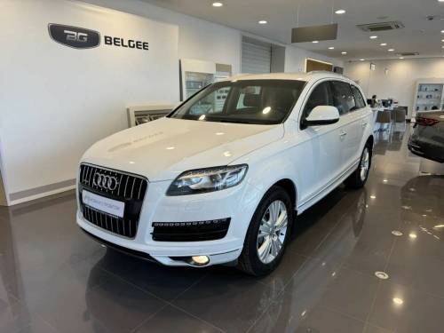 Белый Audi Q7 I (4L) Рестайлинг