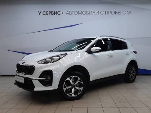 Белый Kia Sportage IV Рестайлинг