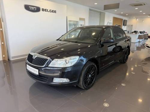 Черный Skoda Octavia II (A5) Рестайлинг