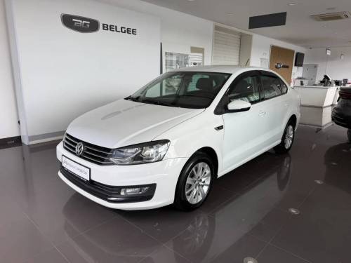 Белый Volkswagen Polo V Рестайлинг