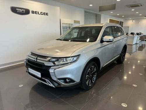 Серебряный Mitsubishi Outlander III Рестайлинг 3