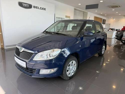 Синий Skoda Fabia II Рестайлинг