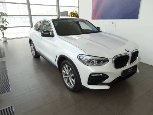 Белый BMW X4 II (G02)