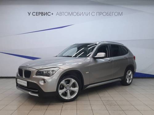 Серый BMW X1 I (E84)