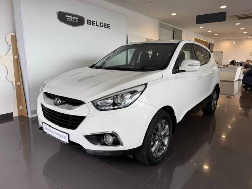 Белый Hyundai ix35 I Рестайлинг