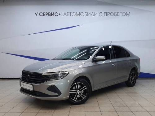 Серый Volkswagen Polo VI