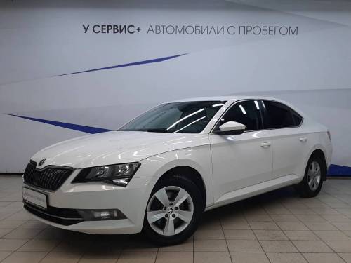 Белый Skoda Superb III