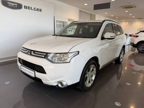 Серебряный Mitsubishi Outlander III