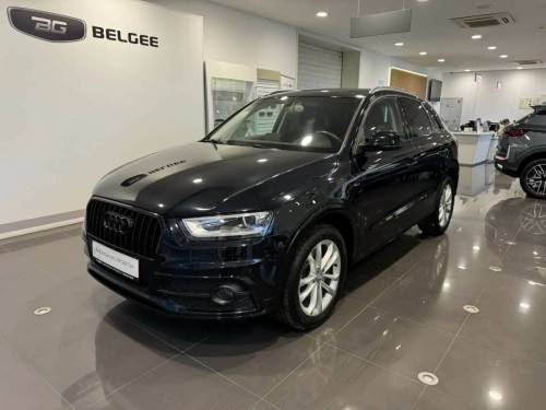 Черный Audi Q3 I (8U)