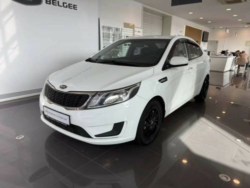 Белый Kia Rio III