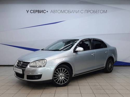 Черный Volkswagen Jetta V