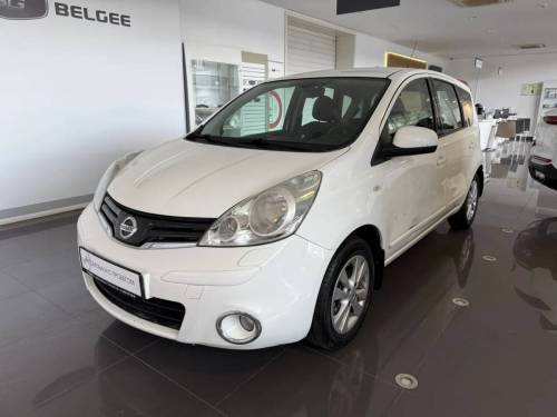 Белый Nissan Note I Рестайлинг