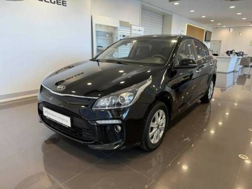 Черный Kia Rio IV