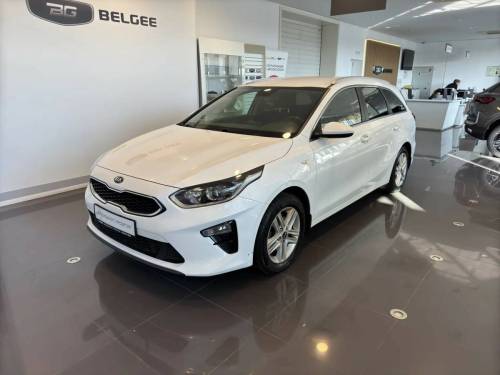 Белый Kia Ceed III