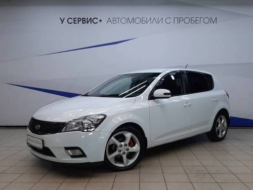 Белый Kia Ceed I Рестайлинг