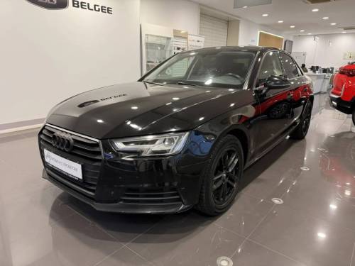 Черный Audi A4 V (B9)
