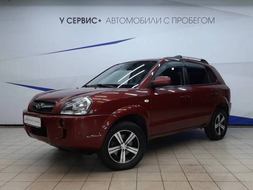 Красный Hyundai Tucson I