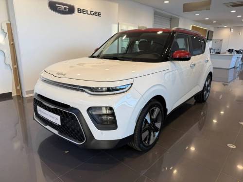 Белый Kia Soul III Рестайлинг