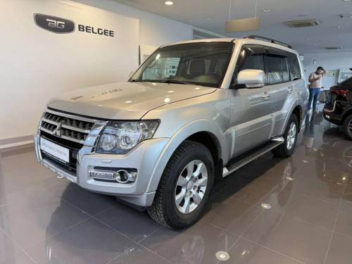 Серый Mitsubishi Pajero IV Рестайлинг 2