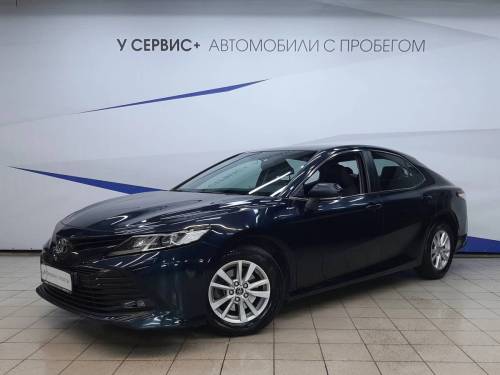 Синий Toyota Camry VIII (XV70)