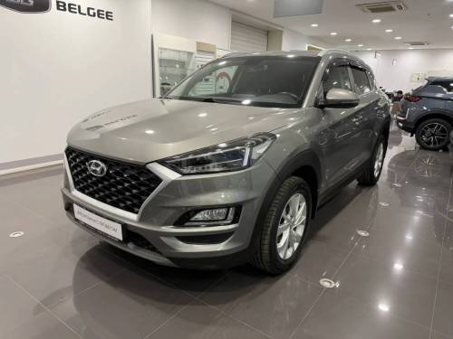 Серый Hyundai Tucson III Рестайлинг