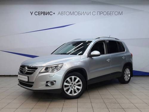 Серый Volkswagen Tiguan I