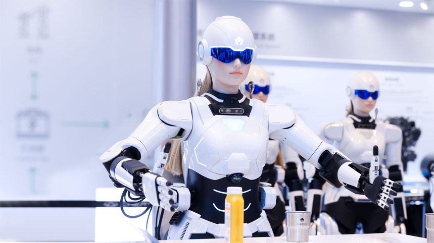 РОБОТЫ AIMOGA ПОЯВЯТСЯ В АВТОСАЛОНАХ EXEED РОБОТЫ AIMOGA ПОЯВЯТСЯ В АВТОСАЛОНАХ EXEED