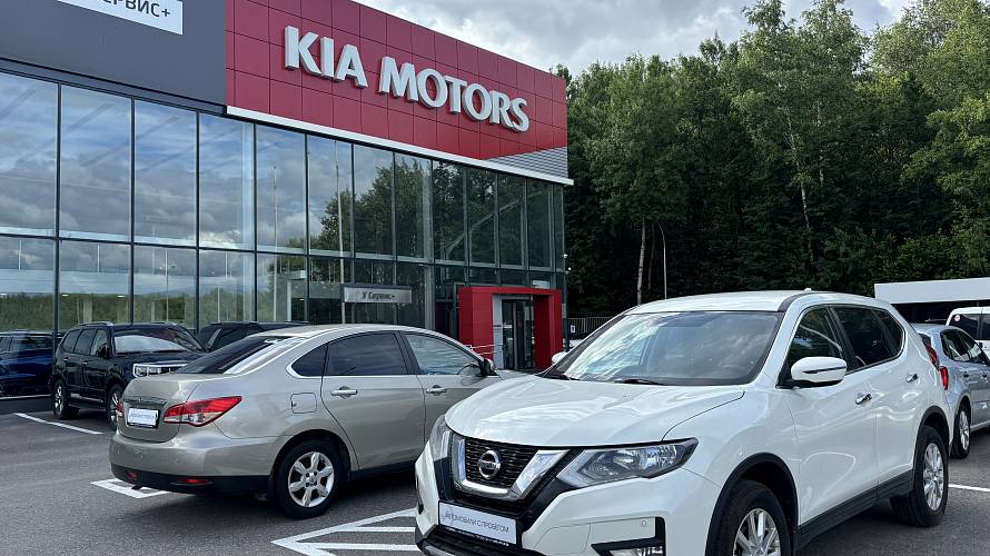 Фото автосалона 30-й км Симферопольского ш., вл 1, стр 3