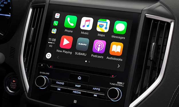 Мультимедиа с голосовым управлением, Apple CarPlay и Android Auto, Bluetooth, системой навигации и цветным сенсорным дисплеем 8”